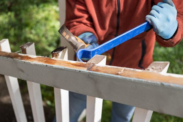 Deck Railing Replacement in Bellevue